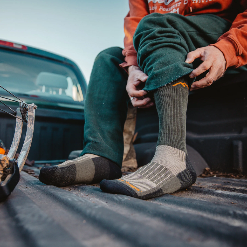 Darn Tough Men's Hunting Sock Image