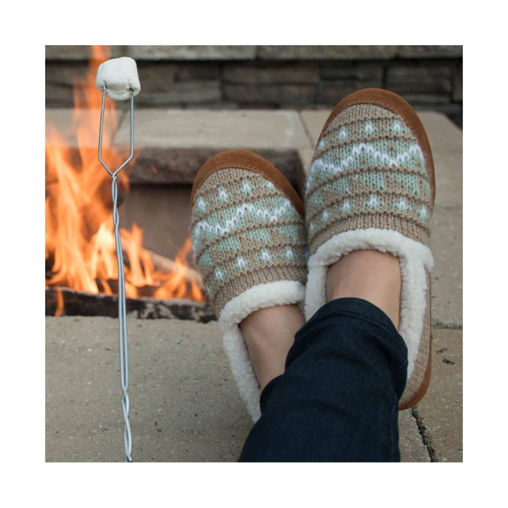 Acorn Women's Nordic Moc Slipper - Nordic Oatmeal Heather FINAL SALE - Lenny's Shoe & Apparel