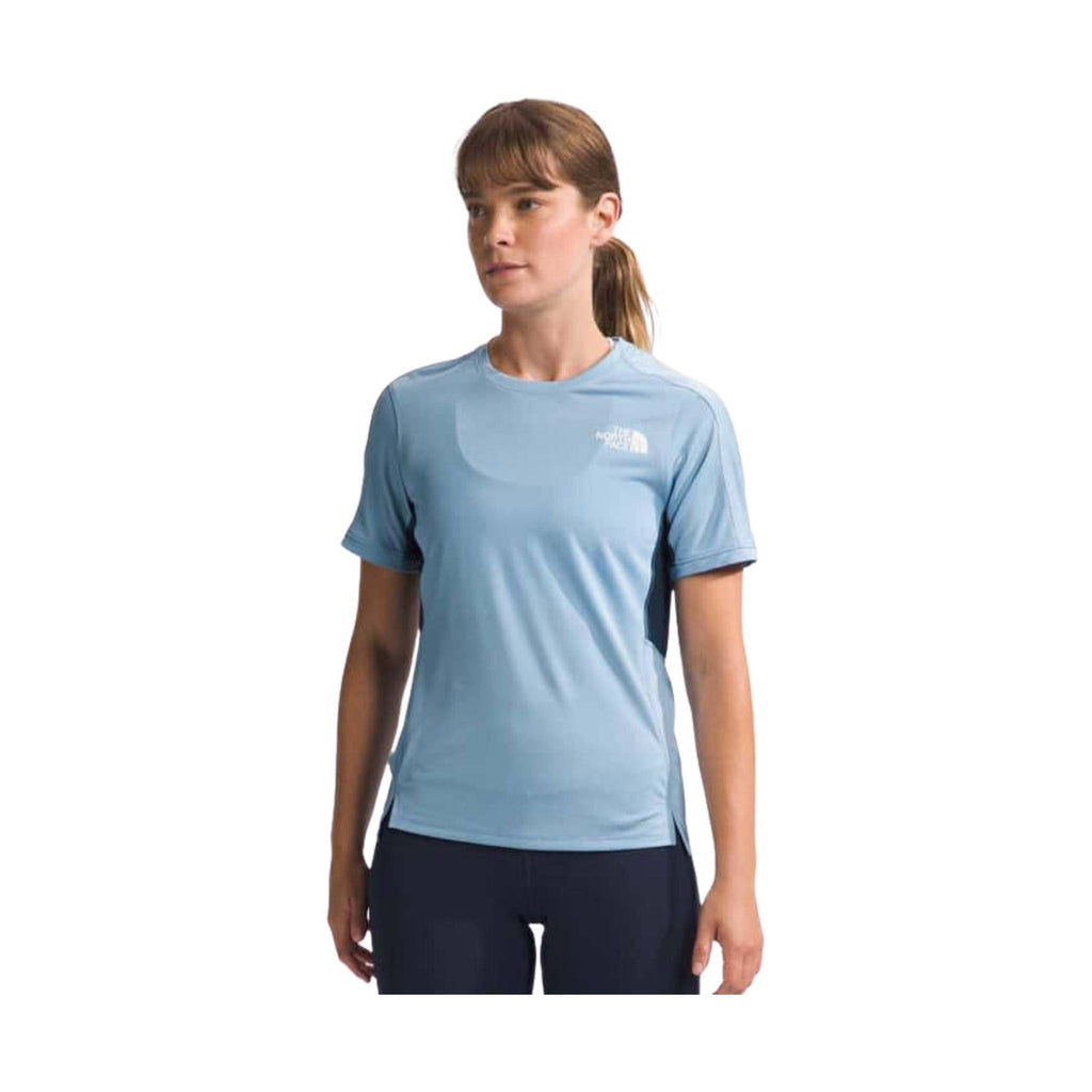 The North Face Women's Sunriser Short Sleeve - Steel Blue/Summit Navy FINAL SALE - Lenny's Shoe & Apparel